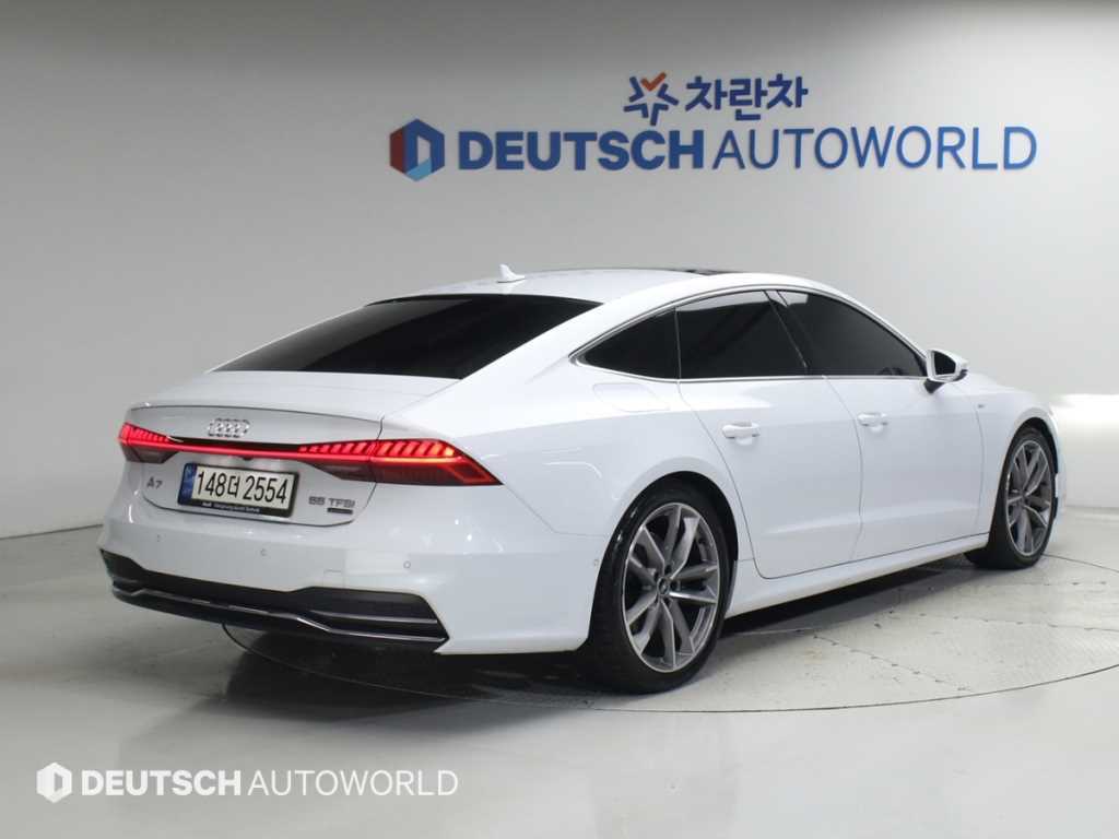 아우디 A7 55 TFSI 콰트로 프리미엄 사진 2/20