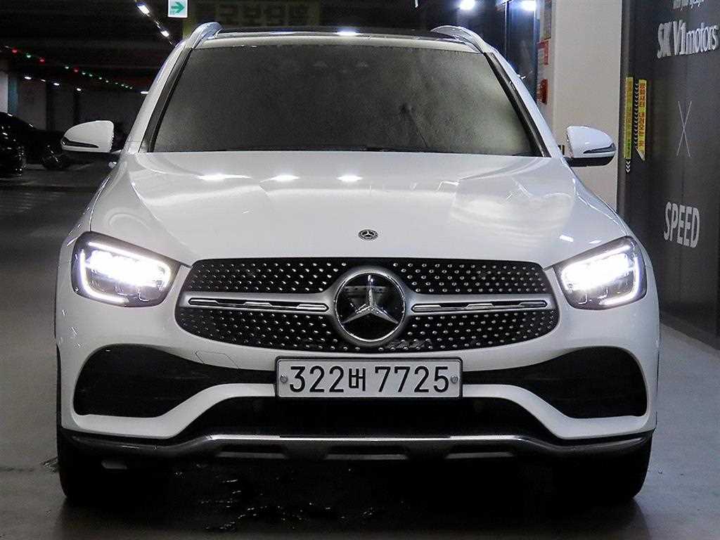 벤츠 GLC 클래스 GLC 300 4MATIC 프리미엄 사진 2/20