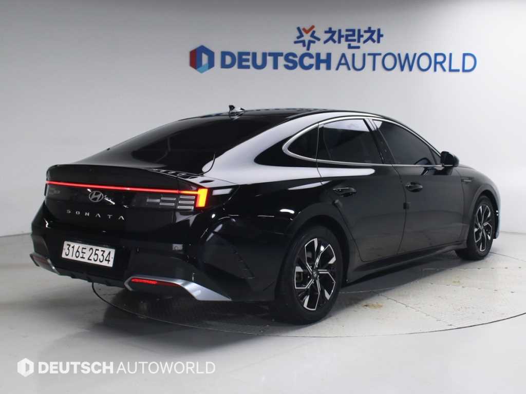 현대 쏘나타 가솔린 2.0 프리미엄 사진 2/20