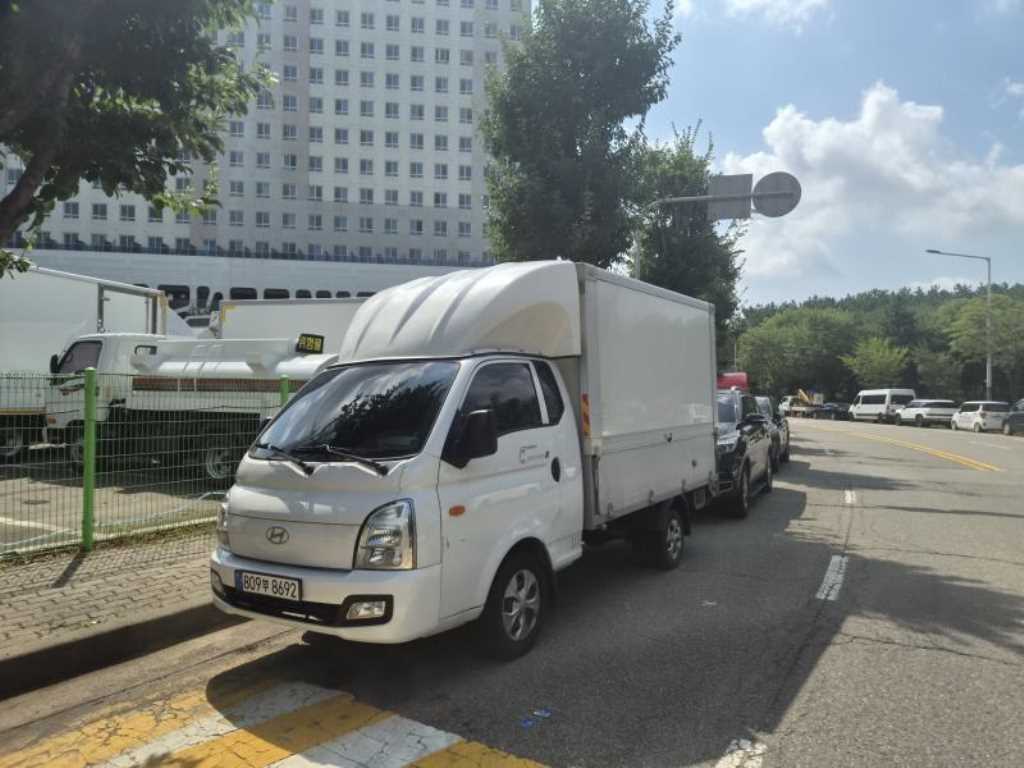 현대 포터2 1톤 윙바디 LPG - 중고 트럭 매물 이미지