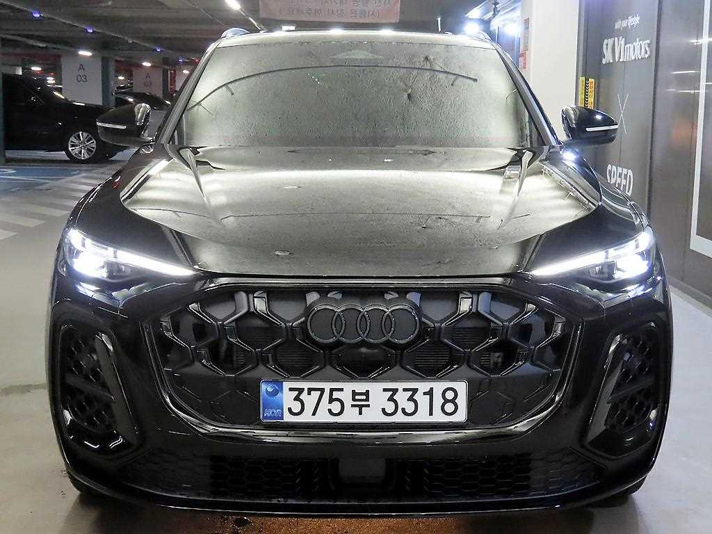 아우디 Q5 45 TFSI 콰트로 S-라인 사진 2/20