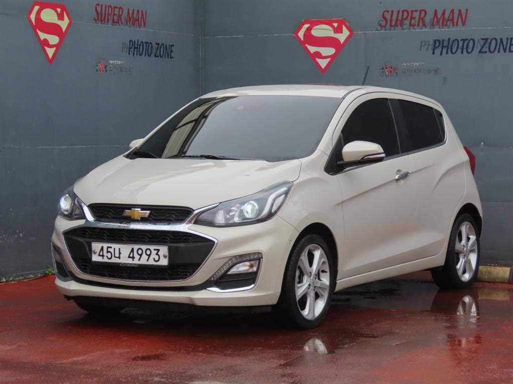 더뉴스파크 LT 2019년식