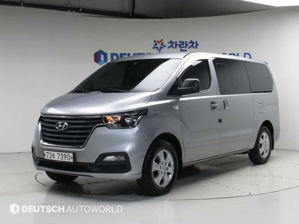 더 뉴 그랜드 스타렉스 4WD 웨건 11인승 모던 2019년식