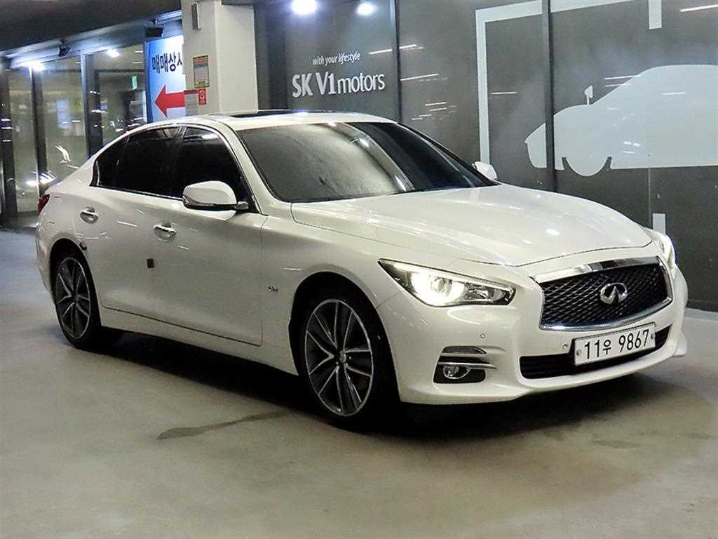 Q50 2.2D 프리미엄 2015년식