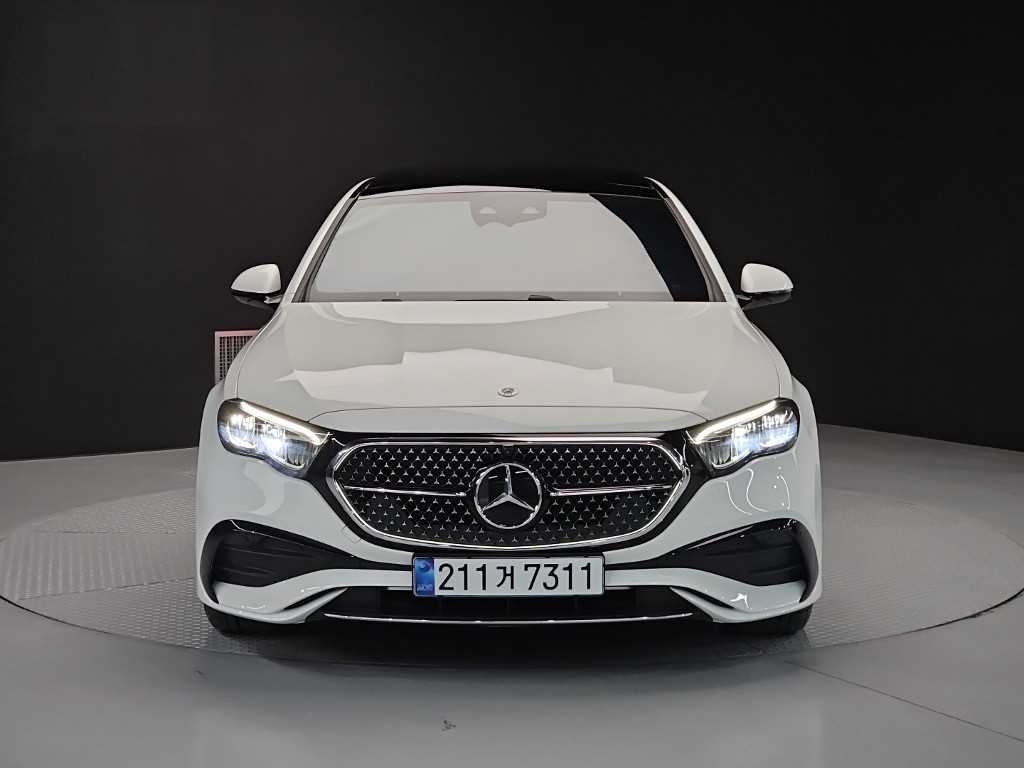 벤츠 E 클래스 E200 AMG 라인 사진 2/19