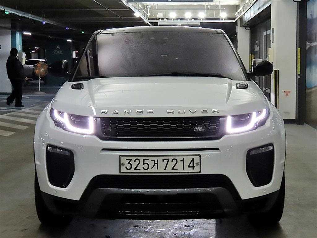 랜드로버 레인지로버 이보크 2.0 TD4 HSE 다이나믹 사진 2/20