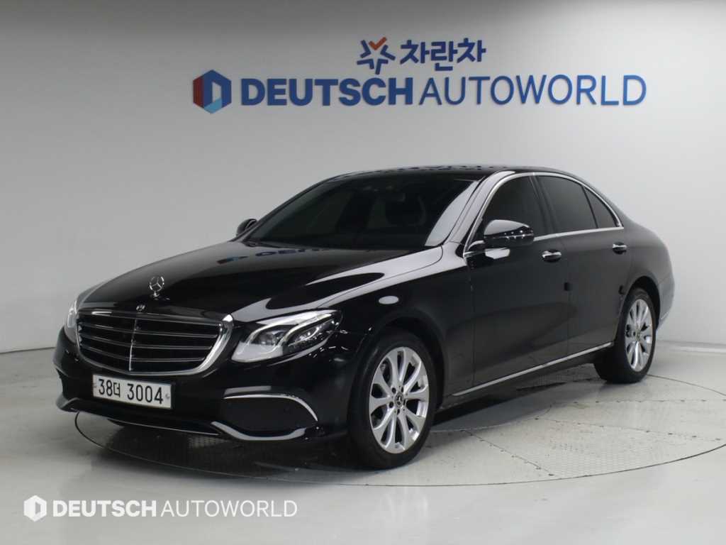 E-클래스 W213 E220d 4MATIC 아방가르드 2017년식