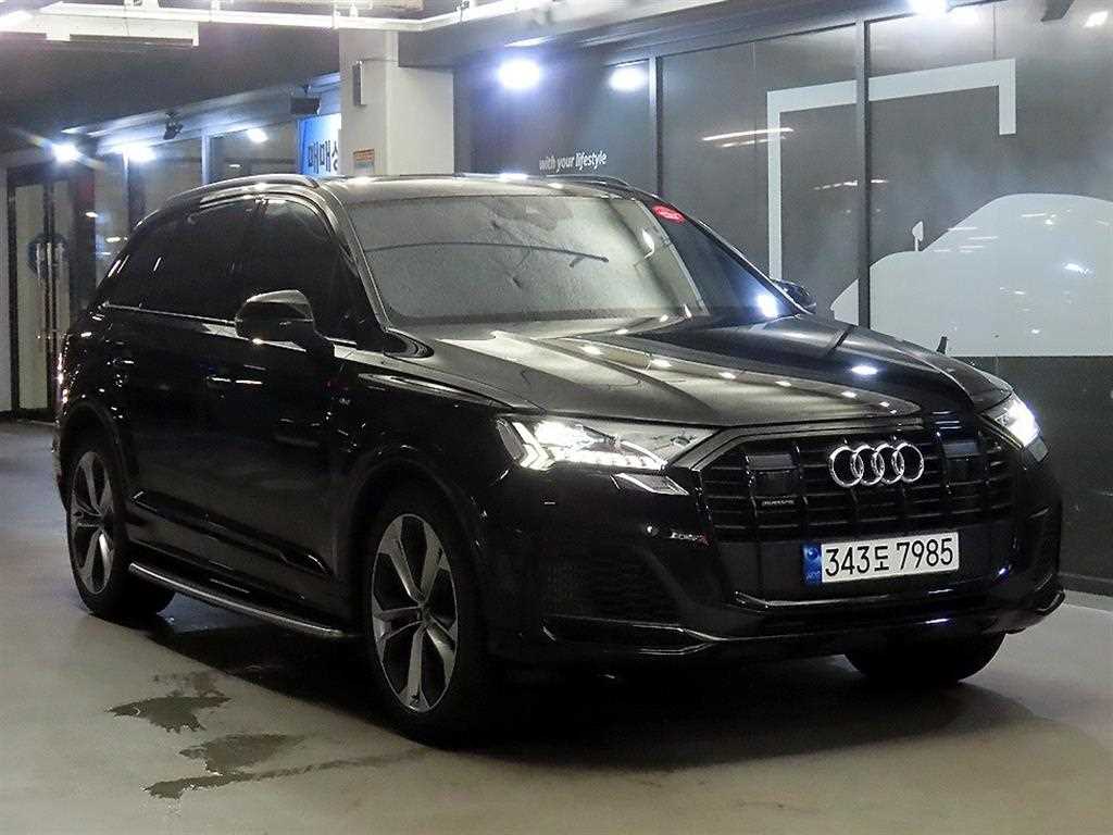 Q7 (4M) 55 TFSI 콰트로 프리미엄 2023년식