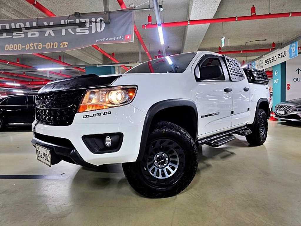 콜로라도 3.6 익스트림-X 4WD 2020년식