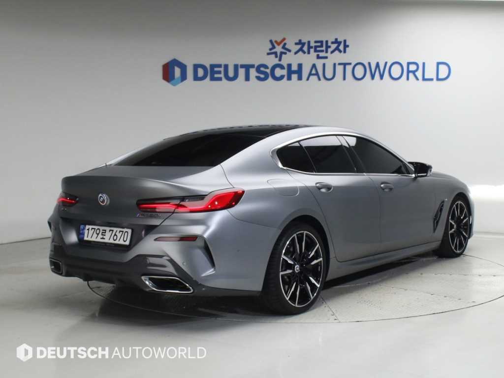 BMW 8시리즈 M850i xDrive 그란 쿠페 사진 2/20