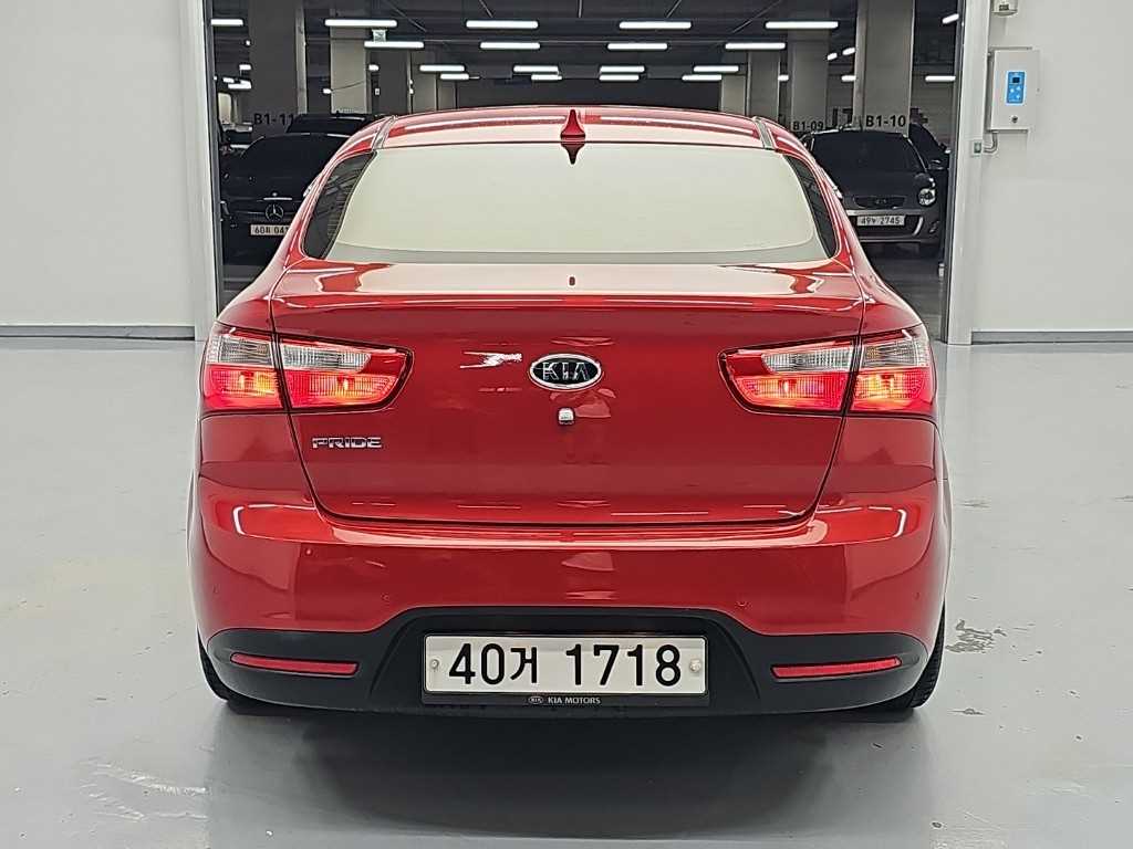 기아 프라이드 4DR 1.4MPI 디럭스 사진 2/19