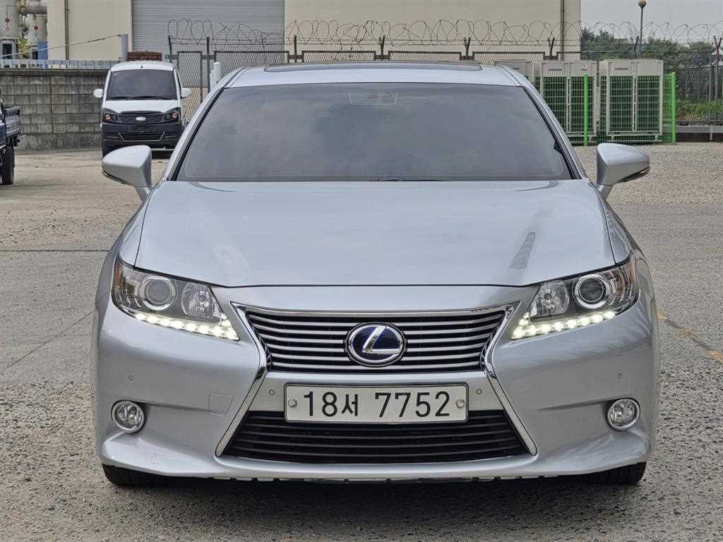 뉴ES300h 프리미엄 2013년식