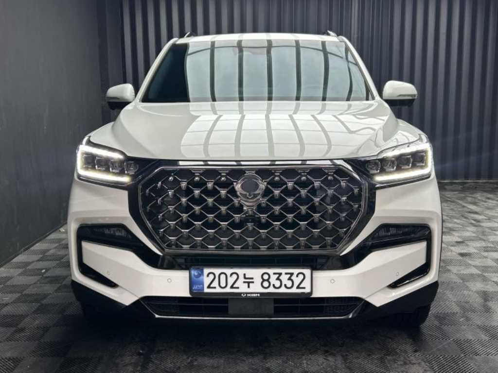 렉스턴 뉴 아레나 (Y461) 4WD 디젤 2.2 더 블랙 2024년식