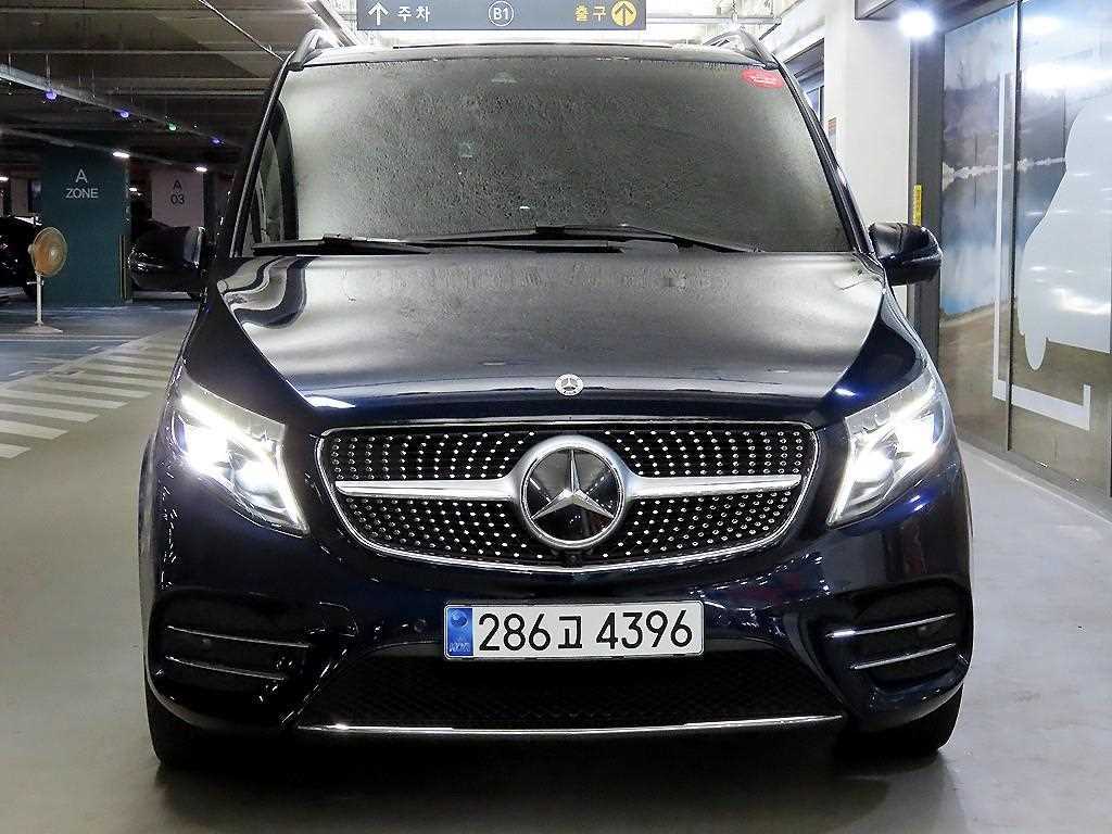 벤츠 V 클래스 V300 d 사진 2/20