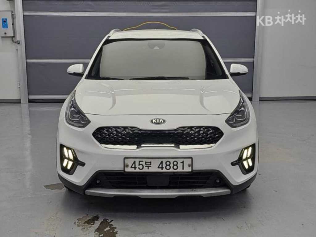 더 뉴 니로 1.6 HEV 노블레스 스페셜 2020년식
