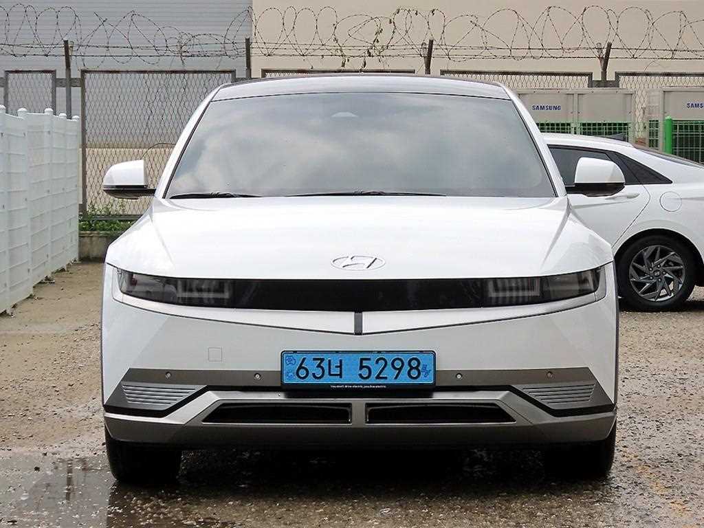 아이오닉 5 롱 레인지 4WD 프레스티지 2022년식