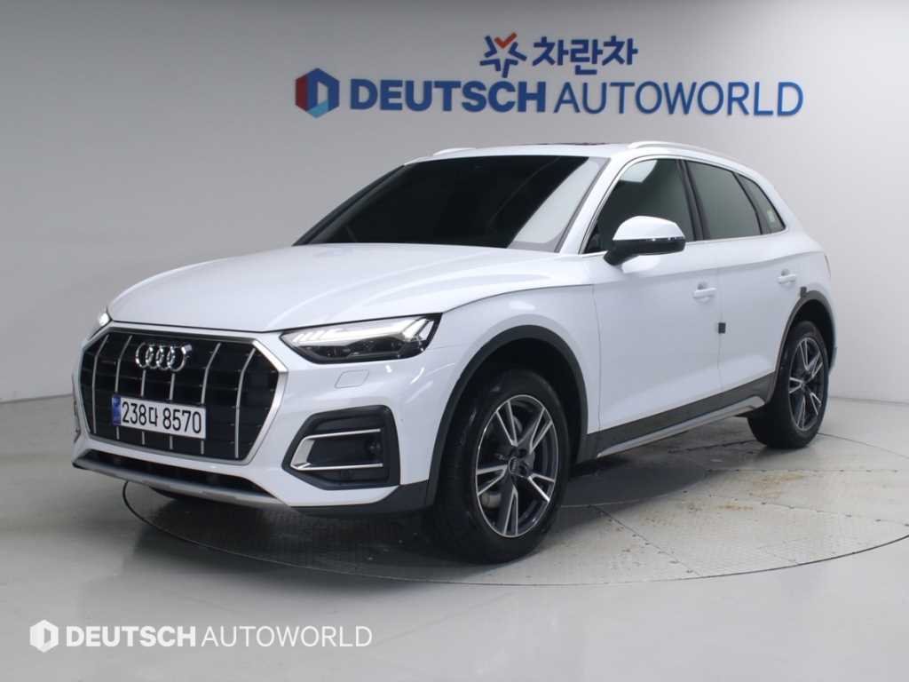 Q5 (FY) 40 TDI 콰트로 2022년식