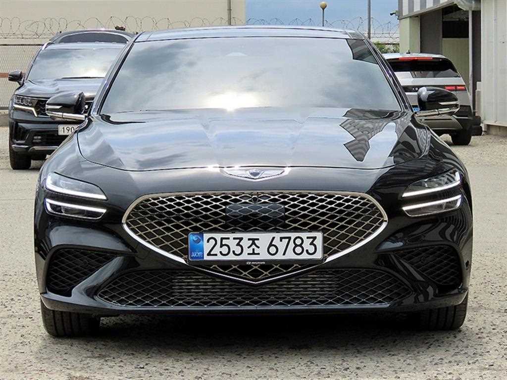 제네시스 G70 가솔린 3.3T 4WD 기본형 사진 2/20