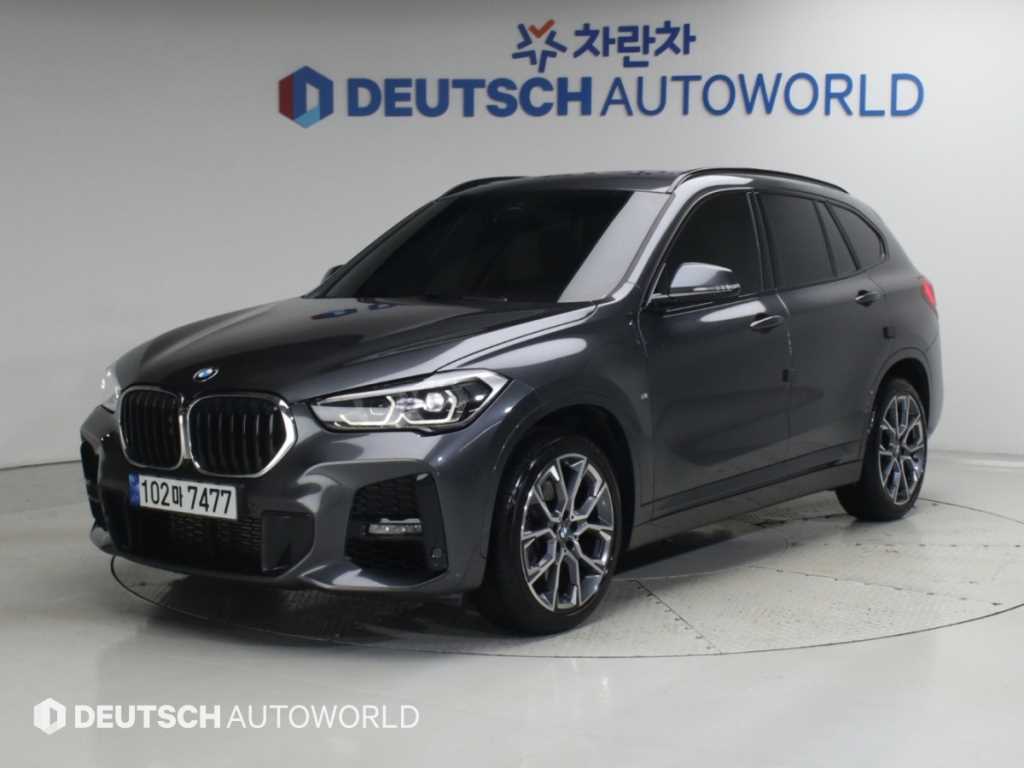 X1 (F48) xDrive 20i M 스포츠 2022년식
