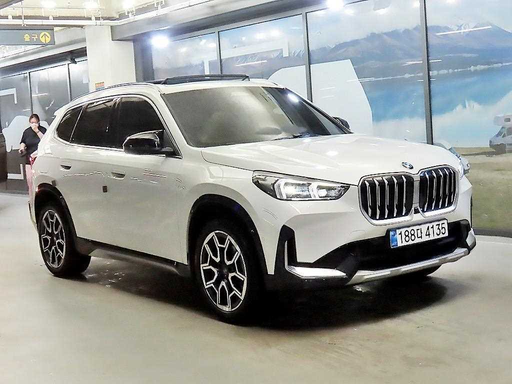 X1 (U11) xDrive 20i xLine 2024년식
