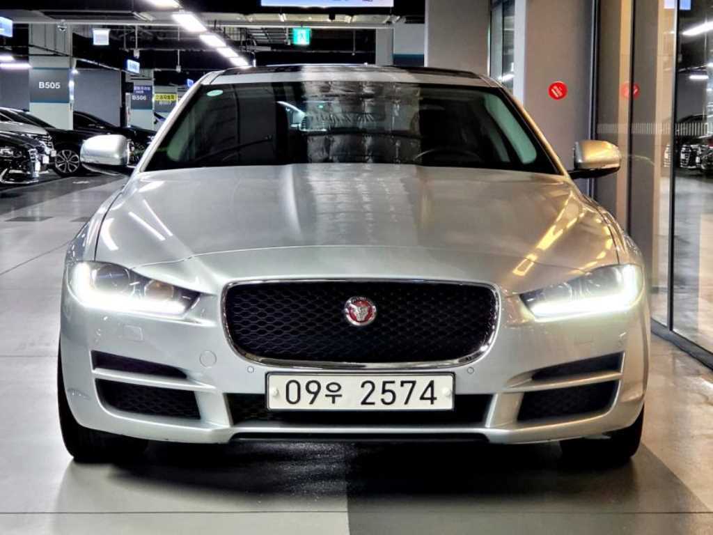 XE 2.0D 프레스티지 AWD 2017년식