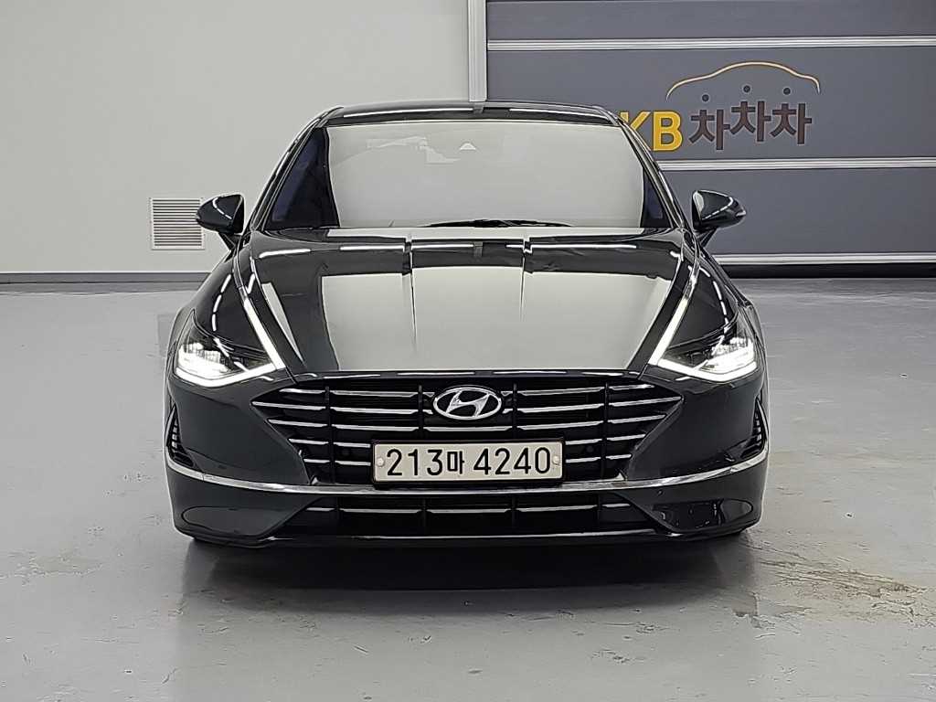 현대 쏘나타 2.0 프리미엄 사진 2/20