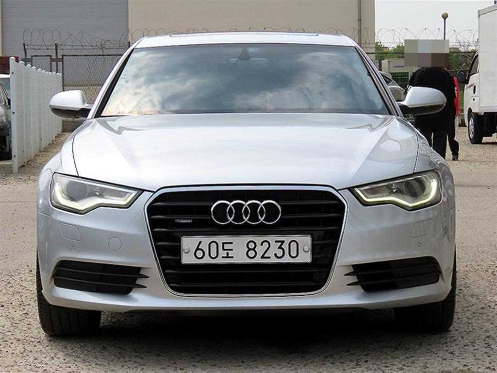 뉴A6 3.0 TFSI 콰트로 2012년식