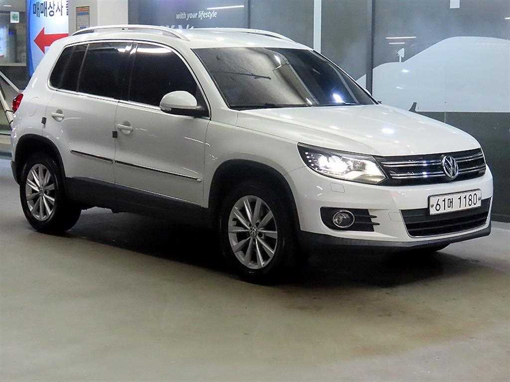 뉴티구안 2.0 TDI 컴포트 2015년식