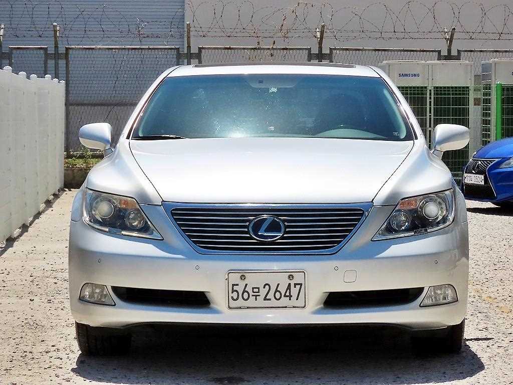 LS600hL 4인승 2008년식