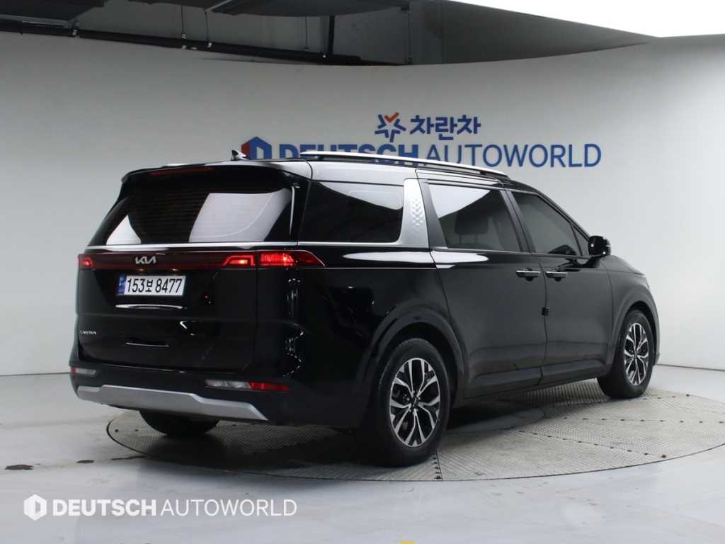 기아 카니발 디젤 9인승 프레스티지 사진 2/20