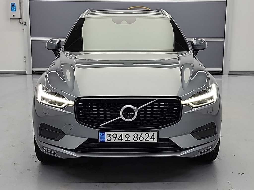 볼보 XC60 D5 AWD 인스크립션 사진 2/20