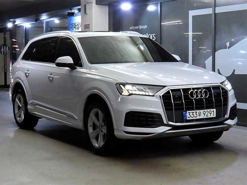 Q7 (4M) 45 TDI 콰트로 2021년식