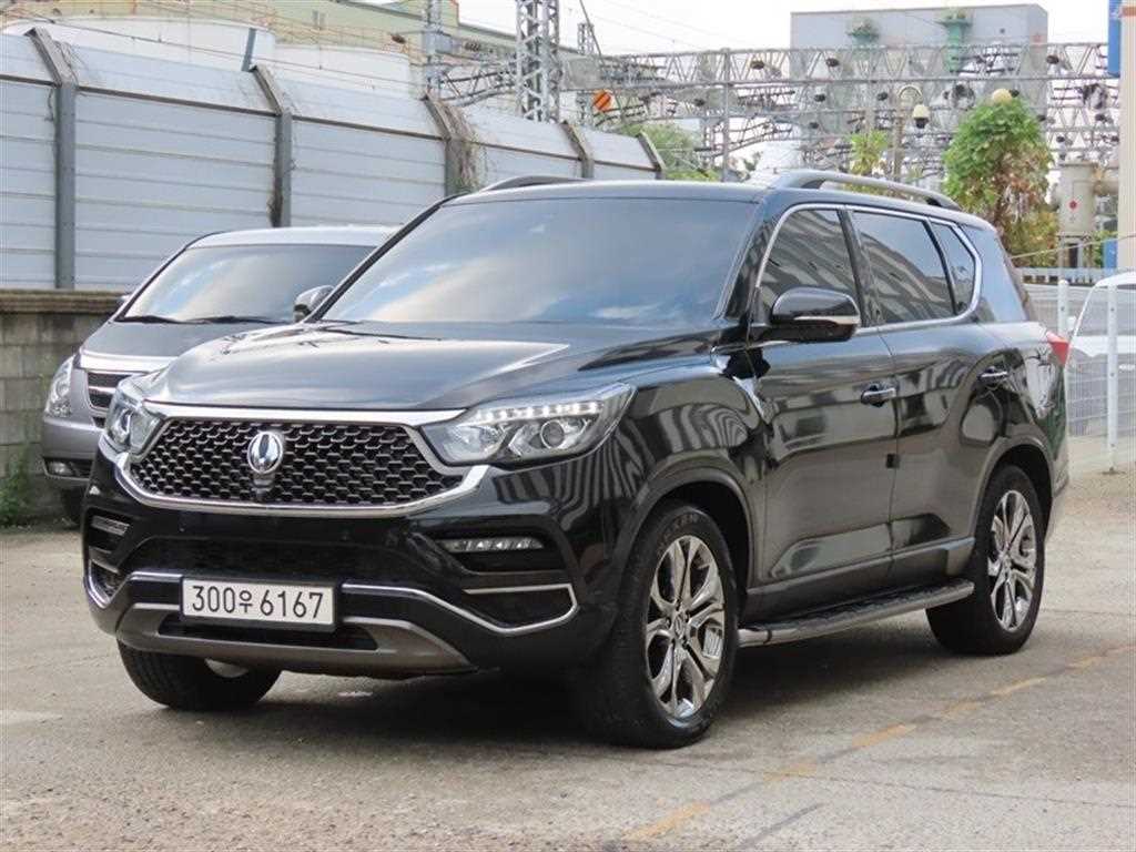 KGM 렉스턴 디젤 2.2 4WD 화이트 에디션 사진 2/20