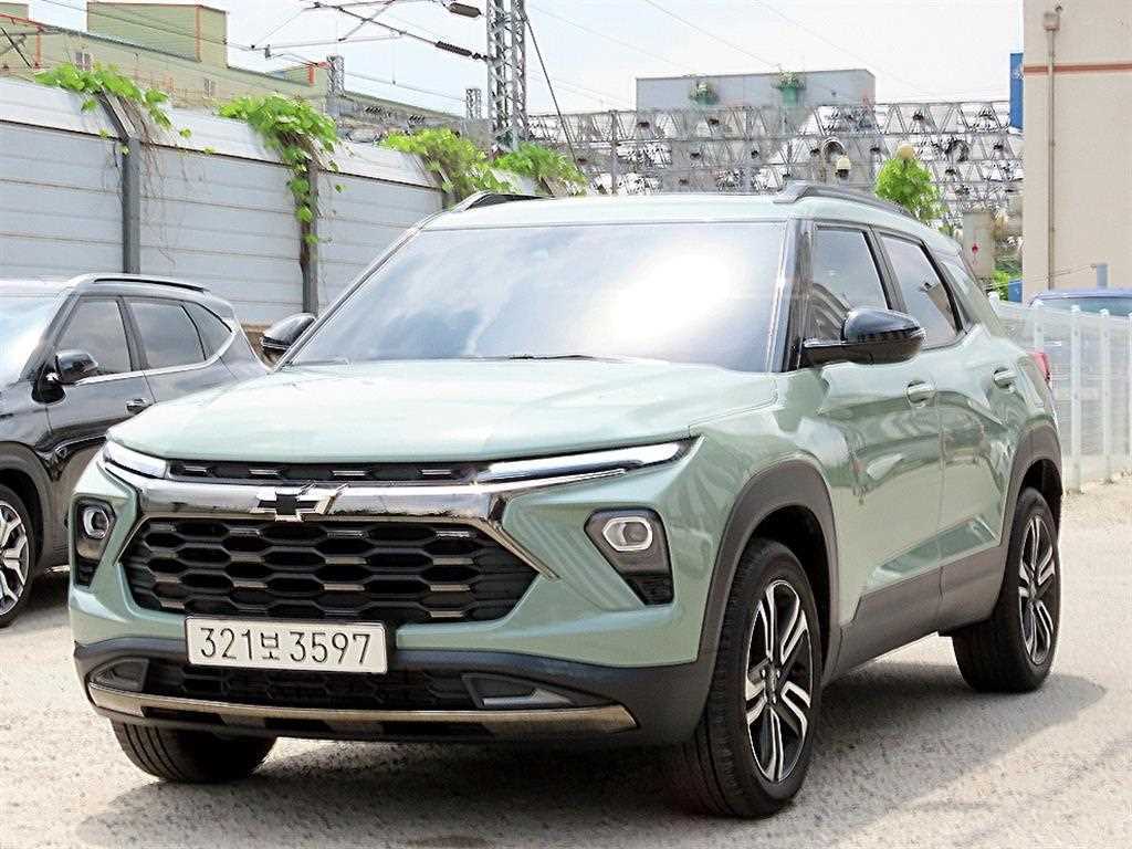 쉐보레 트레일블레이저 가솔린 1.35 터보 4WD 액티브 사진 2/20