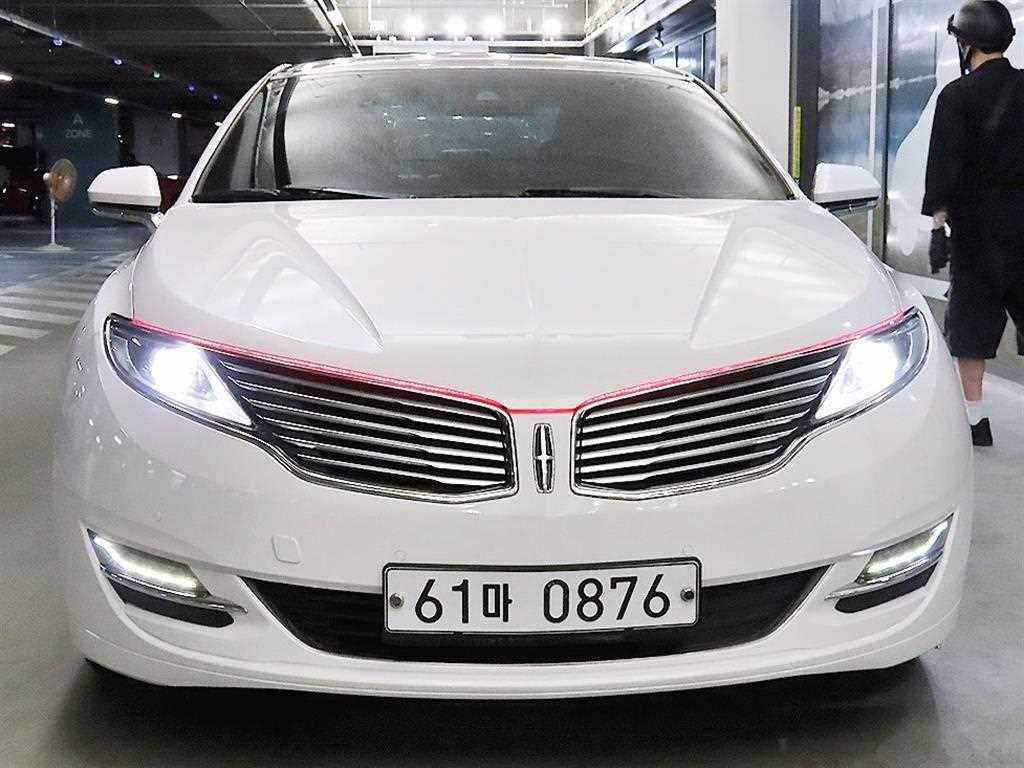 링컨 MKZ 2.0 사진 2/20