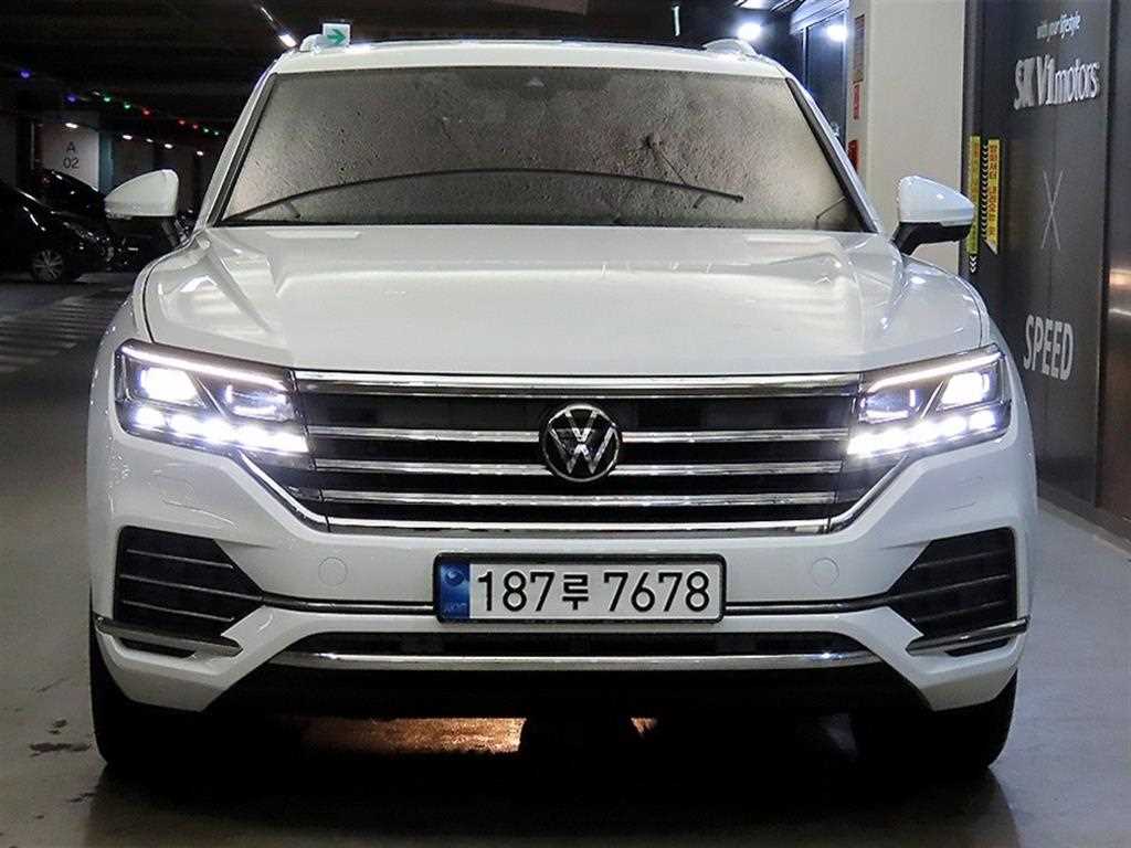폭스바겐 투아렉 3.0 TDI 프레스티지 사진 2/20