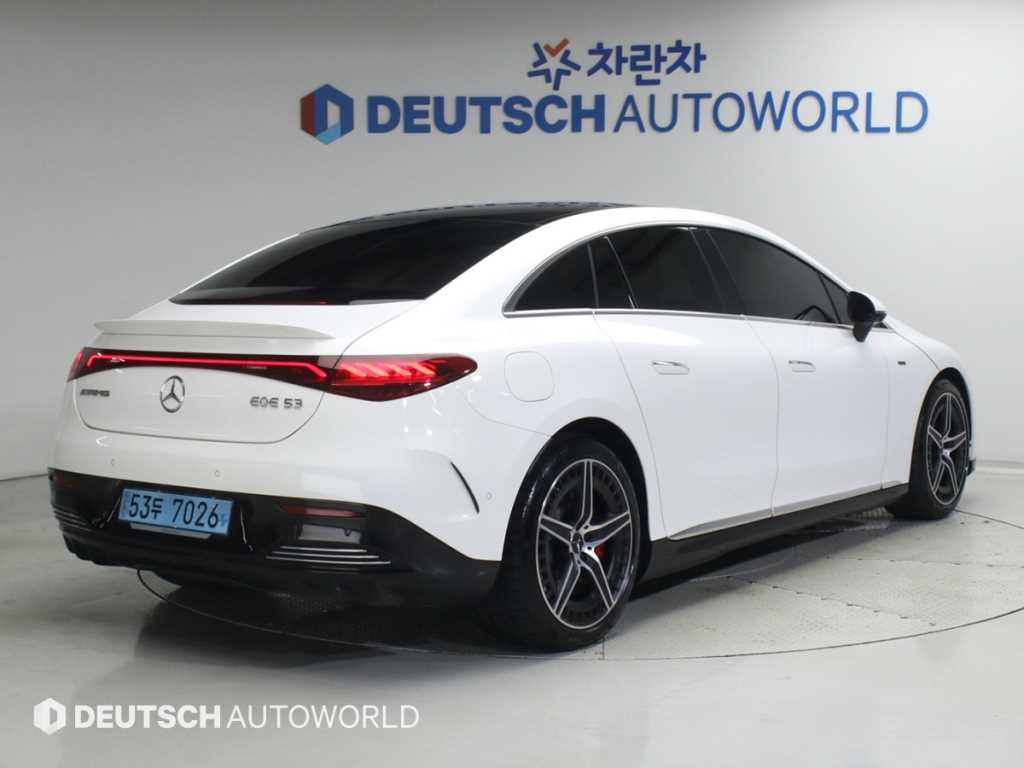 벤츠 EQE 53 AMG 4MATIC+ 사진 2/20