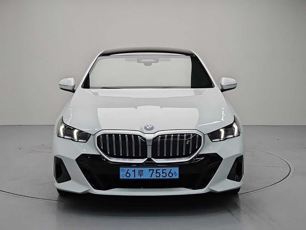 BMW i5 xDrive 40 M 스포츠 사진 2/19