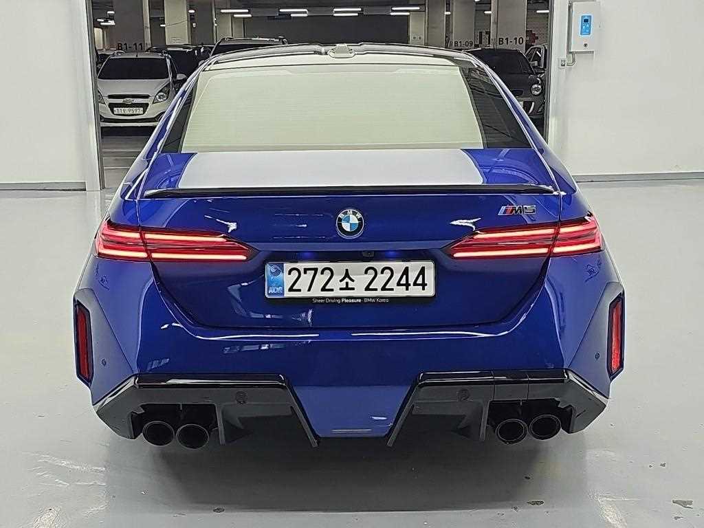 BMW 5시리즈 4.4 사진 2/20