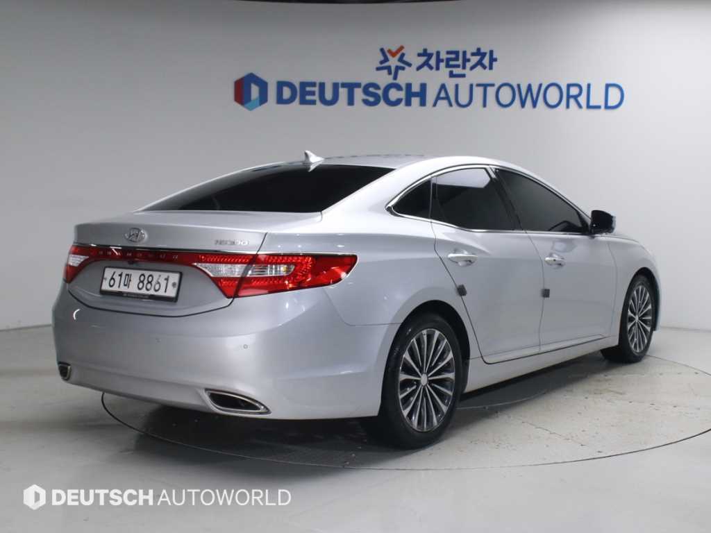 현대 그랜저 HG300 PREMIUM 사진 2/20