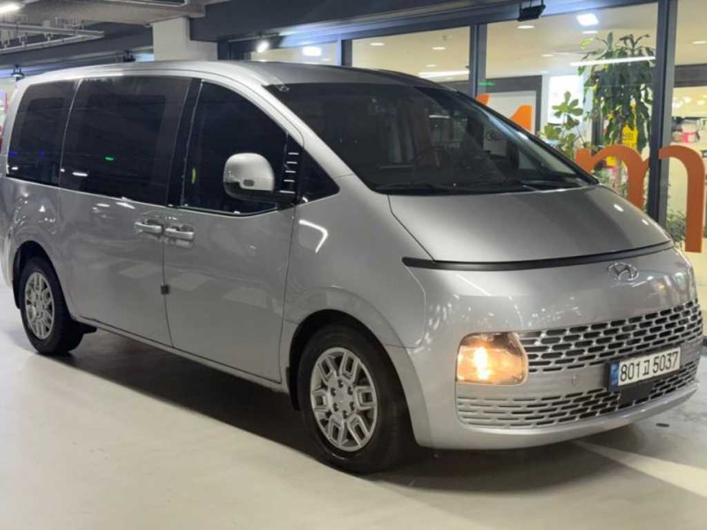 현대 스타리아 2WD 디젤 카고 모던 3인승 사진 2/19