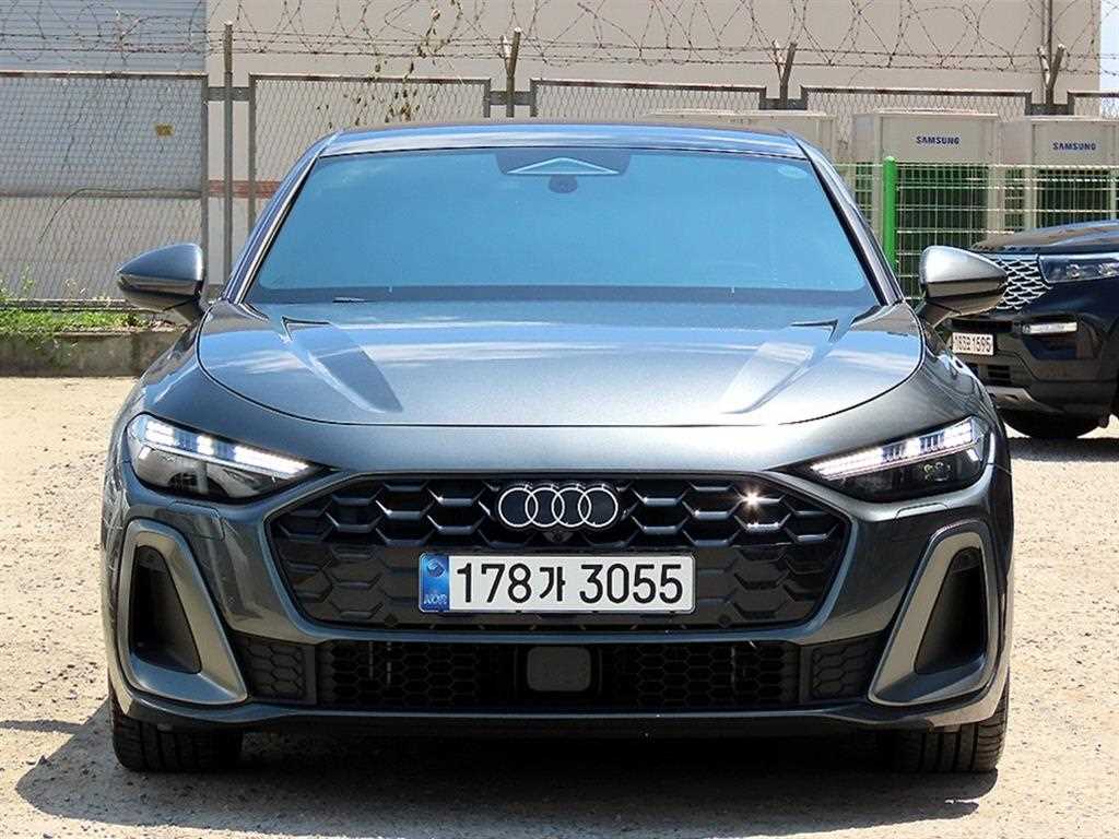 아우디 A5 40 TFSI 콰트로 S-라인 사진 2/20