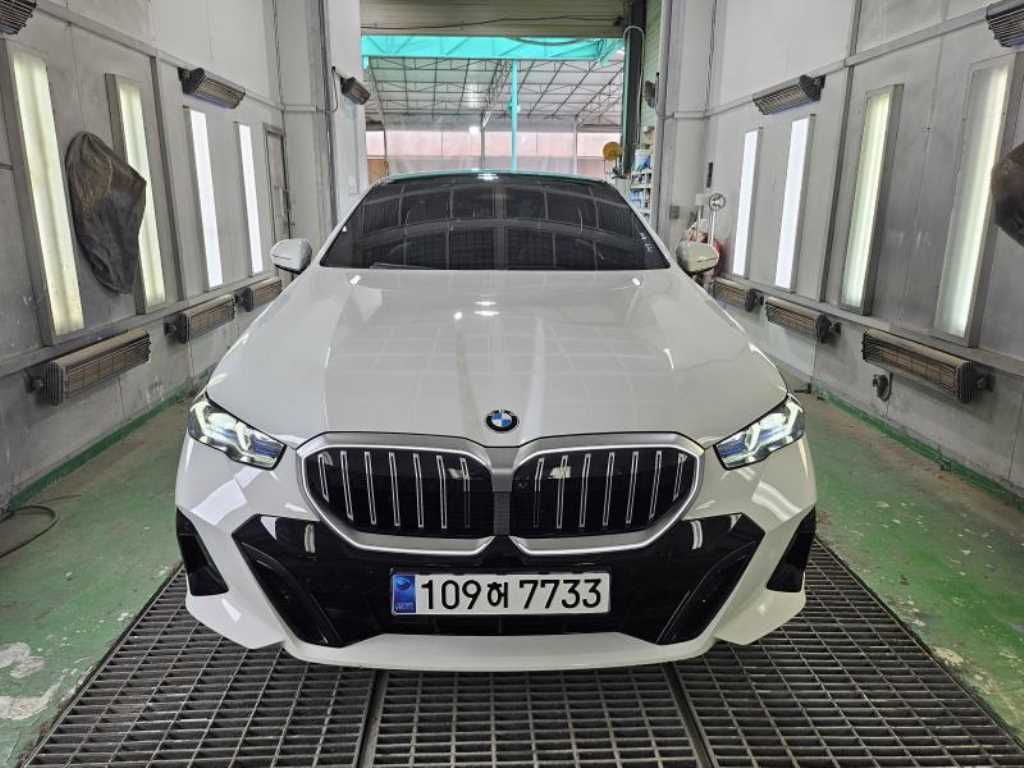 5시리즈 (G60) 530i xDrive M 스포츠 2025년식