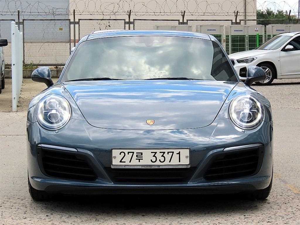 911 카레라 991 2017년식