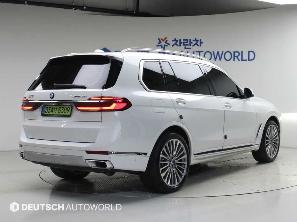 BMW X7 xDrive 40i 디자인 퓨어 엑셀런스 6인승 사진 2/20