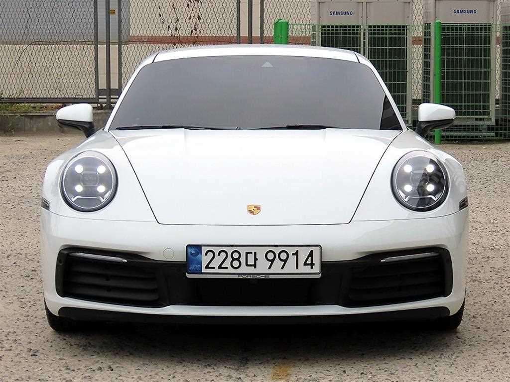 포르쉐 911 카레라 사진