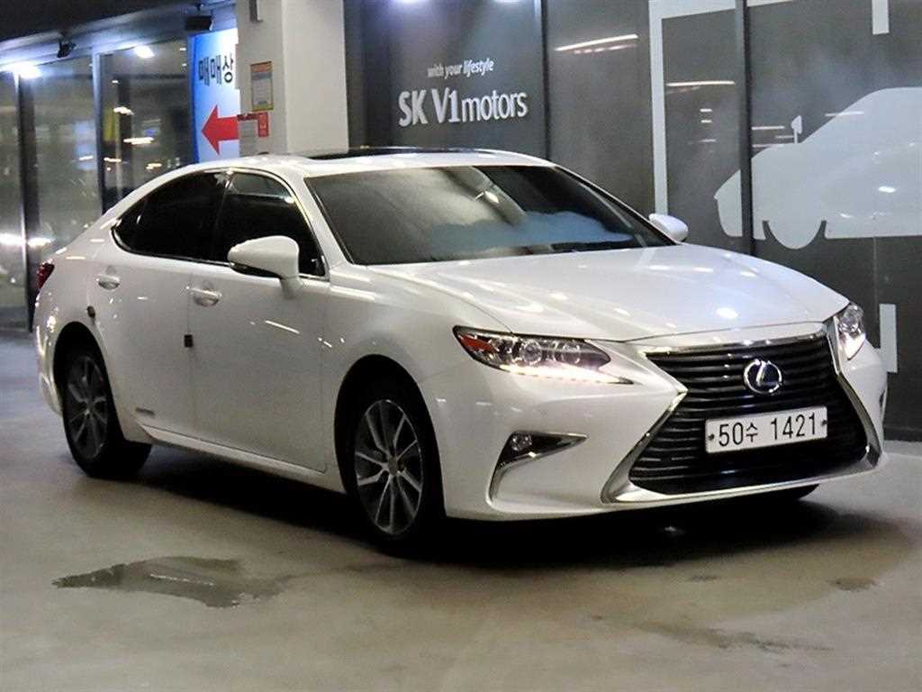 뉴ES300h 슈프림+ 2018년식