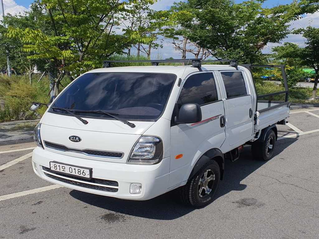 기아 더뉴봉고3 카고 4WD/1.0톤/더블캡/장축 GL라이트 사진