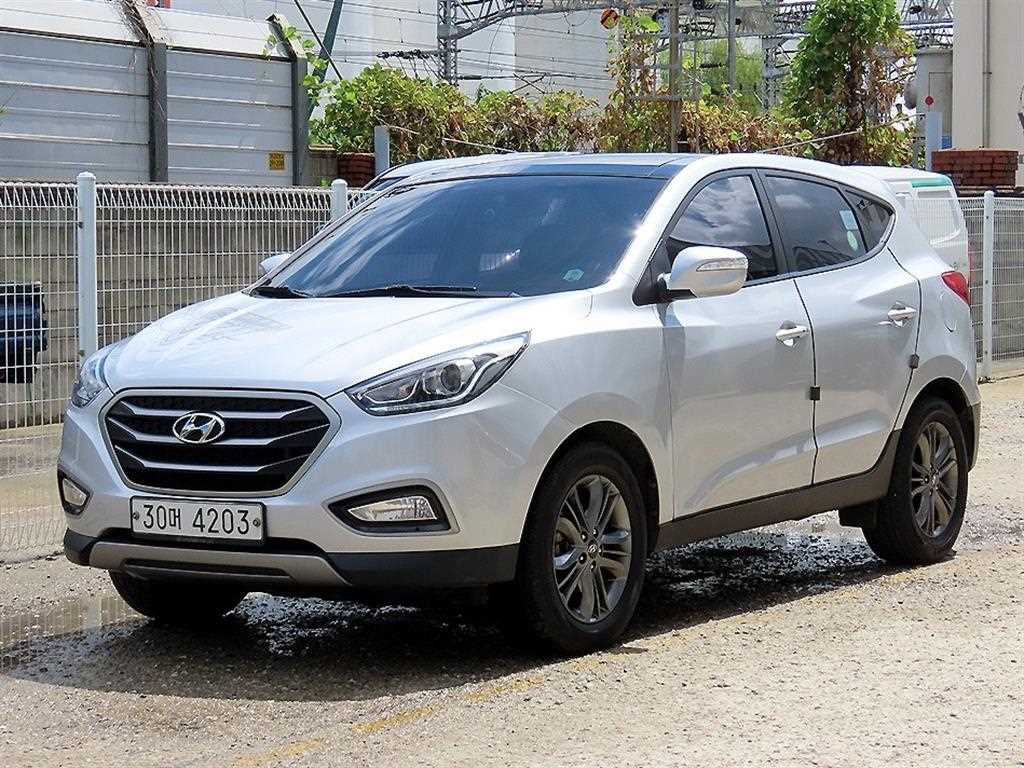 현대 투싼 디젤(E-VGT)4WD 스마트 스페셜 사진 2/20