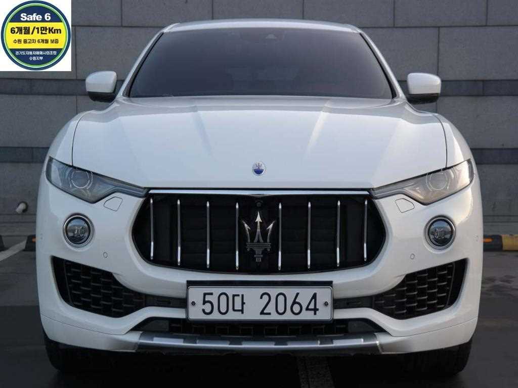 르반떼 3.0 S AWD 그란루쏘 2018년식